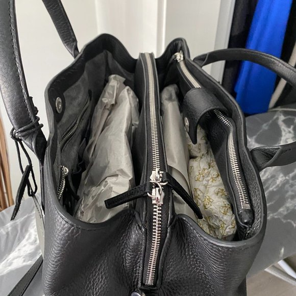 HANDBAG - Picture 2 of 2